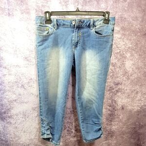 Womens Jean Capri 